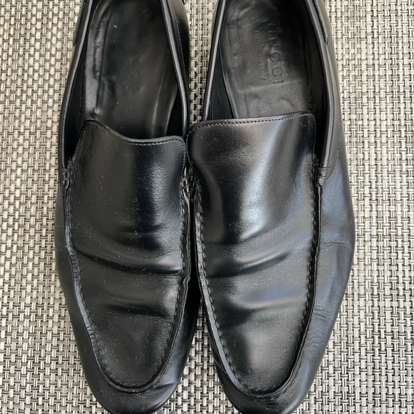Men’s “GUCCI” Black Leather Slip-On Shoes